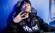 开云下载-SHR横扫JDG，Tarzan送出助攻