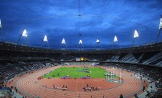 开云下载-阿劳霍的封神之夜，南非战术终结丹麦童话，欧冠决赛的终极接管者