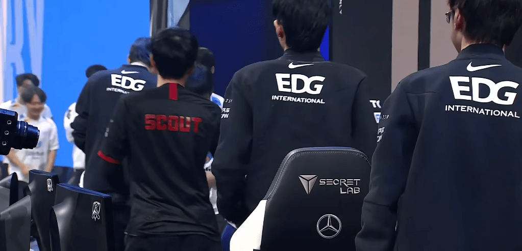 JDG险胜DRX2,Zeus完成帽子戏法 JDG险胜DRX2,Zeus完成帽子戏法