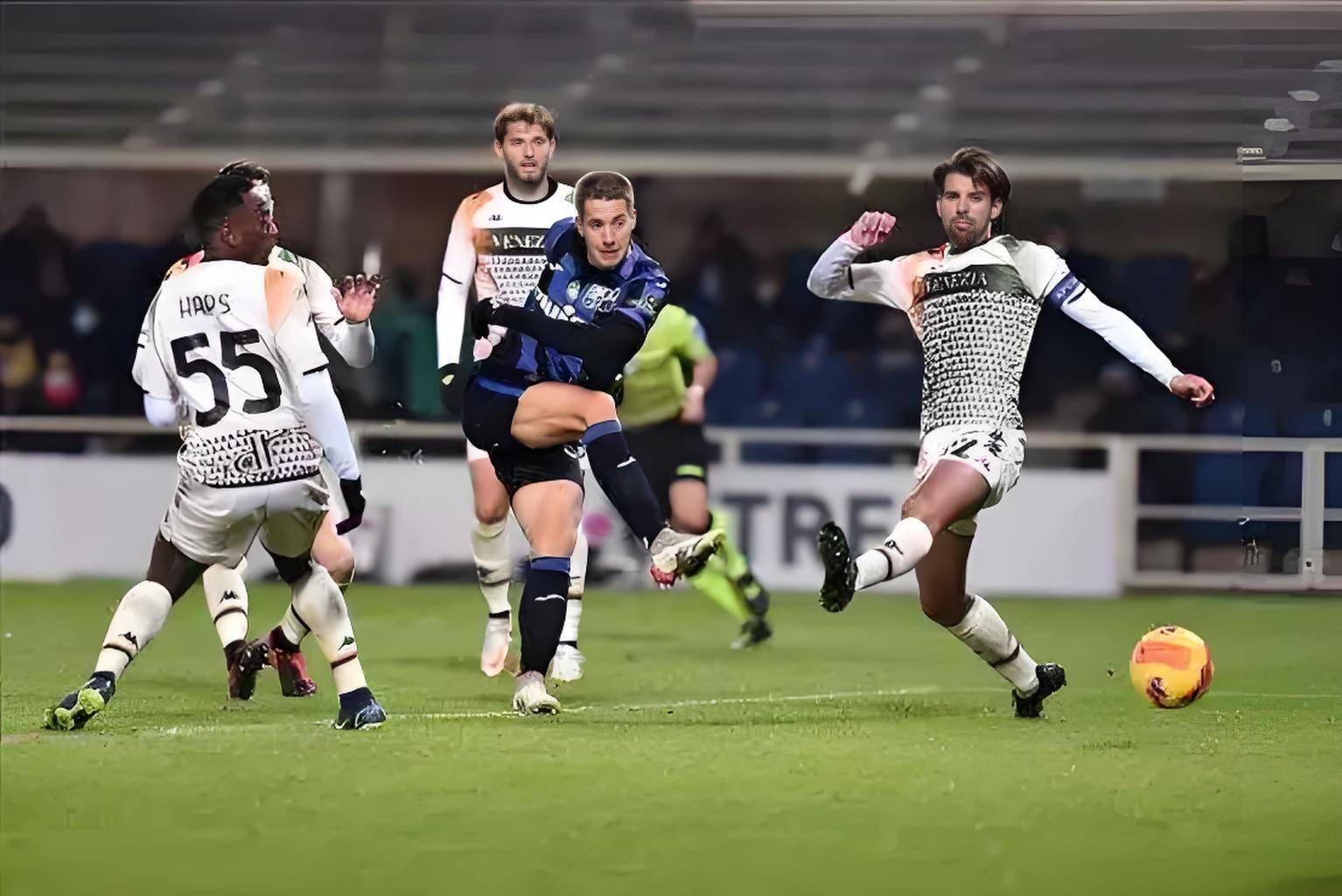 包含维罗纳主场不敌对手,降级形势堪忧的词条 包含维罗纳主场不敌对手,降级形势堪忧的词条