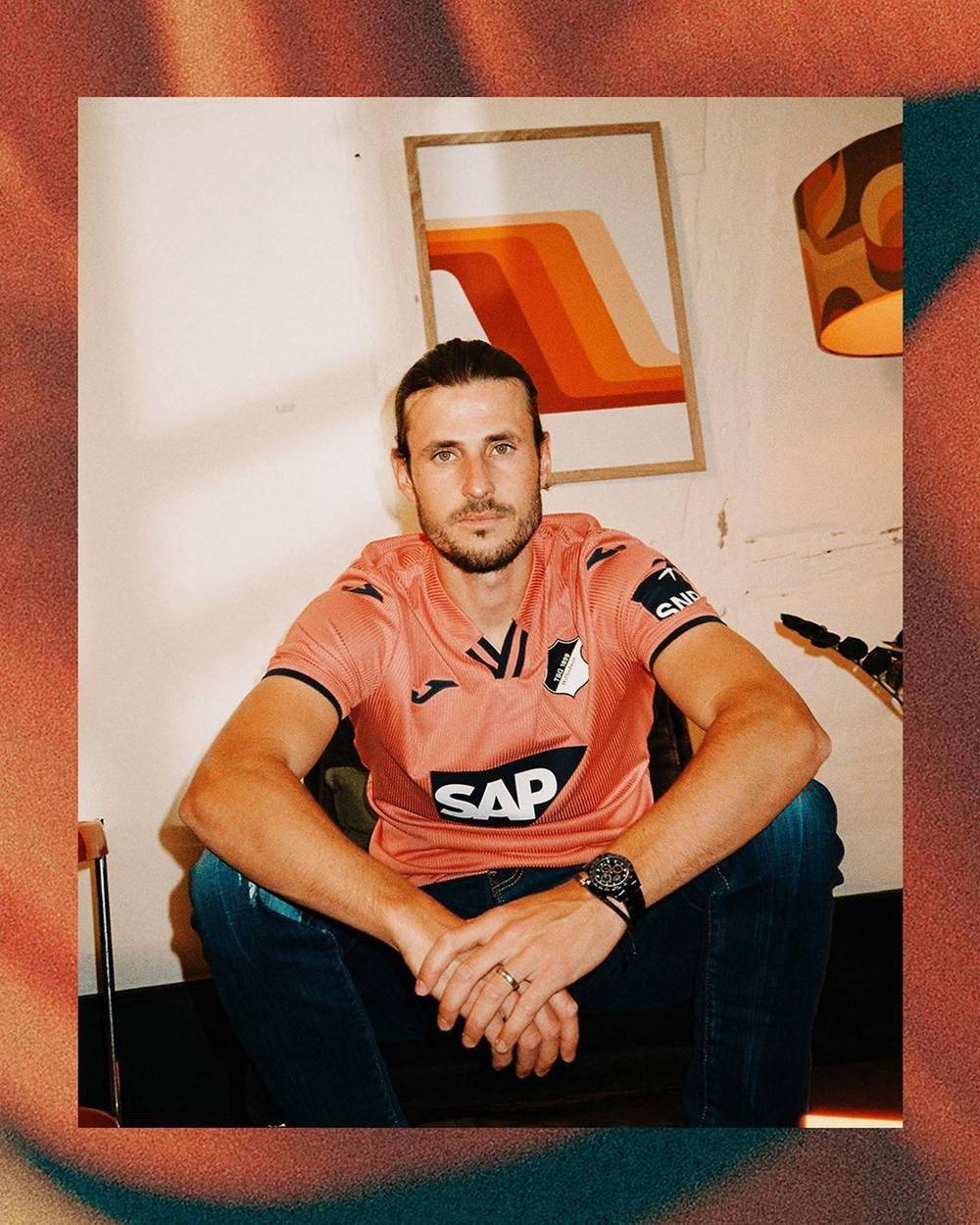 霍芬海姆客场失利,难以奏效 霍芬海姆客场失利,难以奏效