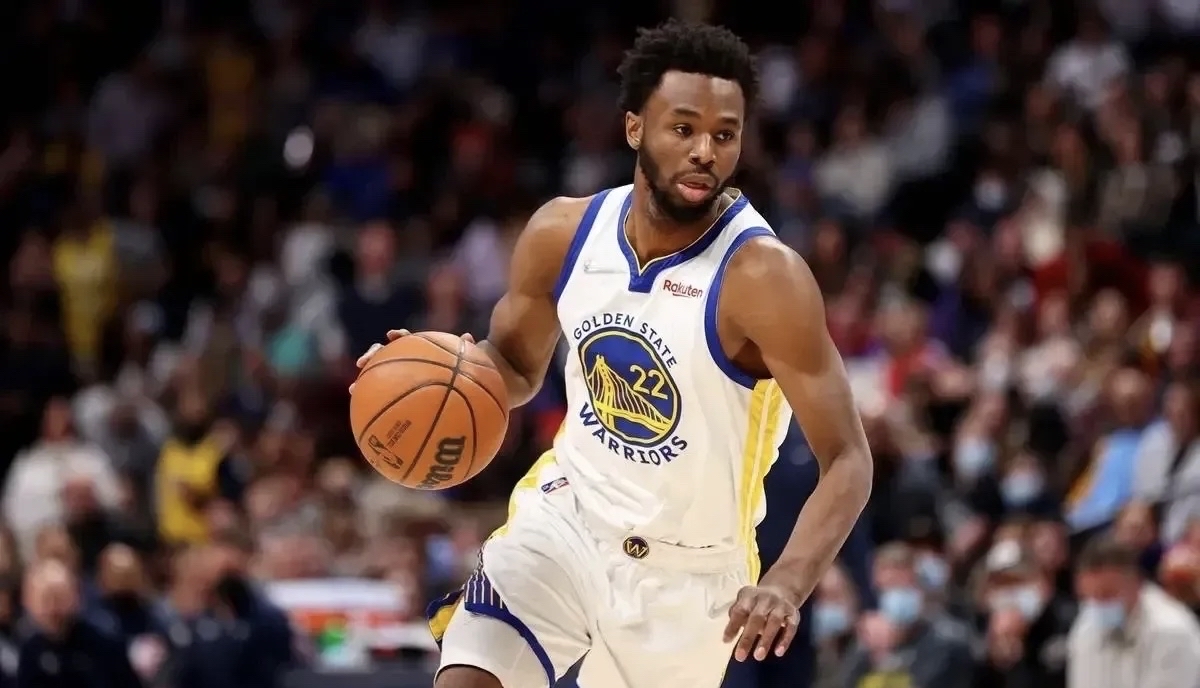 勇士在比赛中英勇拼搏，令人感慨的简单介绍