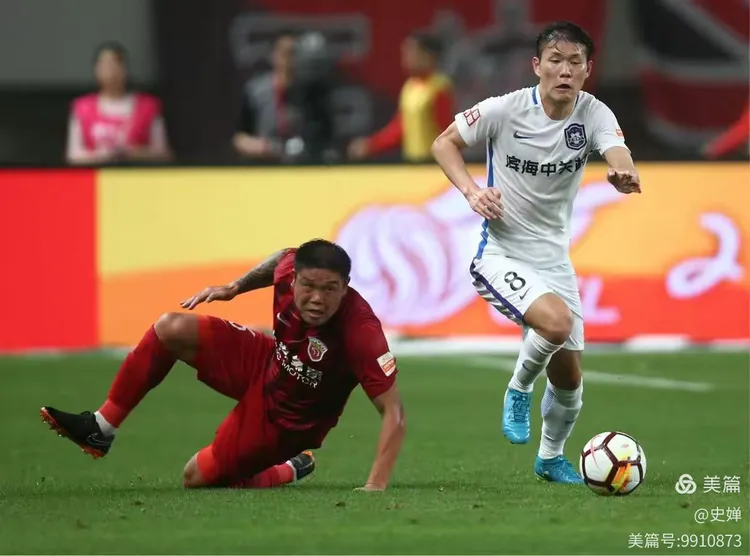 包含上港主场逼平泰达，保持不败战绩的词条